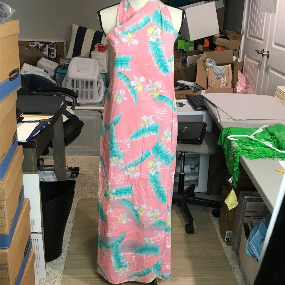 Women's Hilo Hattie Hawaii 100% Sarong, wrap dress, cover up